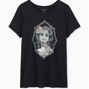 Torrid Black Tee with Artistic Skull Design
